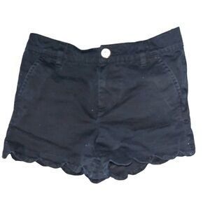 Girls Crown and Ivy scalloped leg shorts